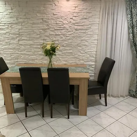 Old Town Apartamento *